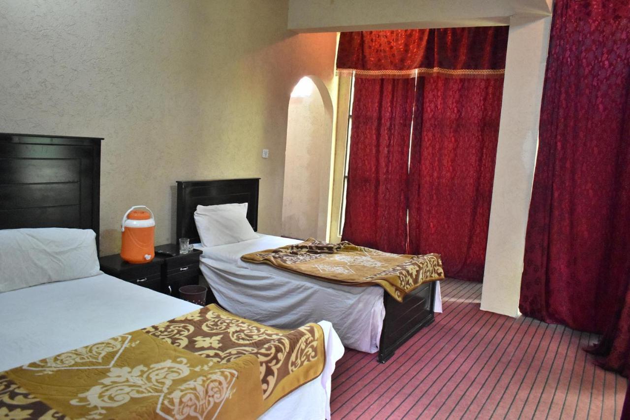 Zara Residence 1 Saidu Sharif ภายนอก รูปภาพ