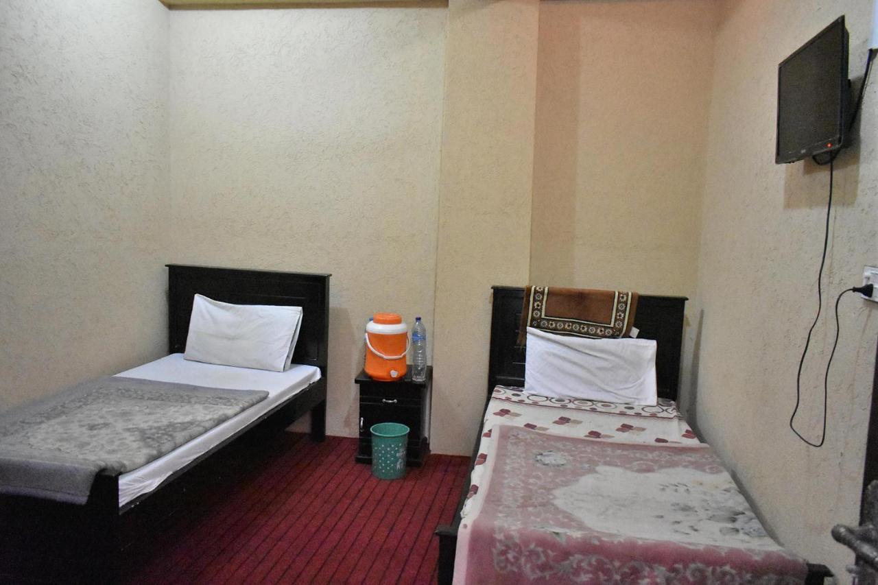 Zara Residence 1 Saidu Sharif ภายนอก รูปภาพ