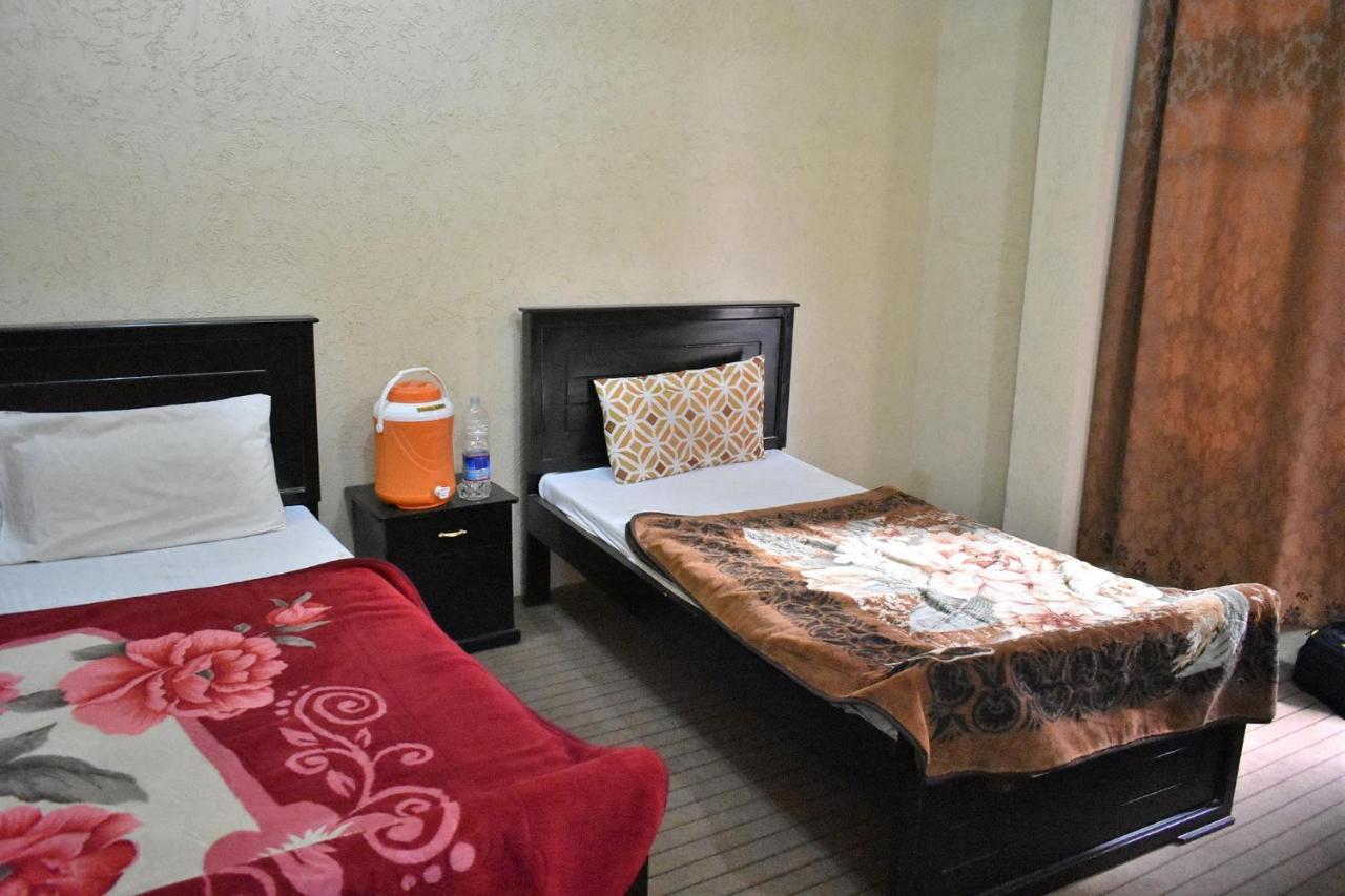 Zara Residence 1 Saidu Sharif ภายนอก รูปภาพ